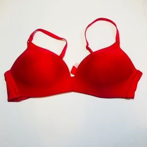VS 38C Hot Red Wire-free Bra
